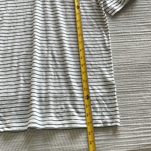 Vince NWT Striped Linen Polo Shirt Men’s M Nautical Minimalist Short Sleeve - Picture 9 of 12